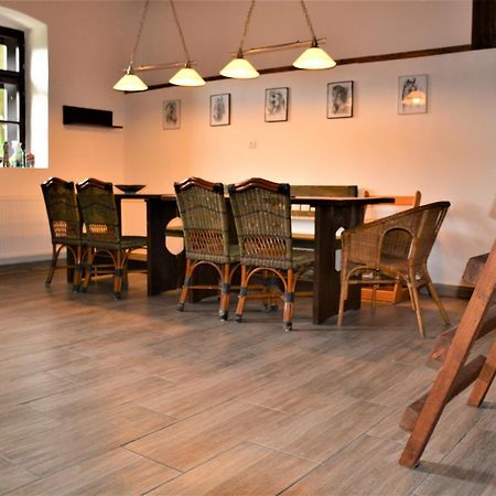 Na Konske Farme Apartment Malecov Luaran gambar